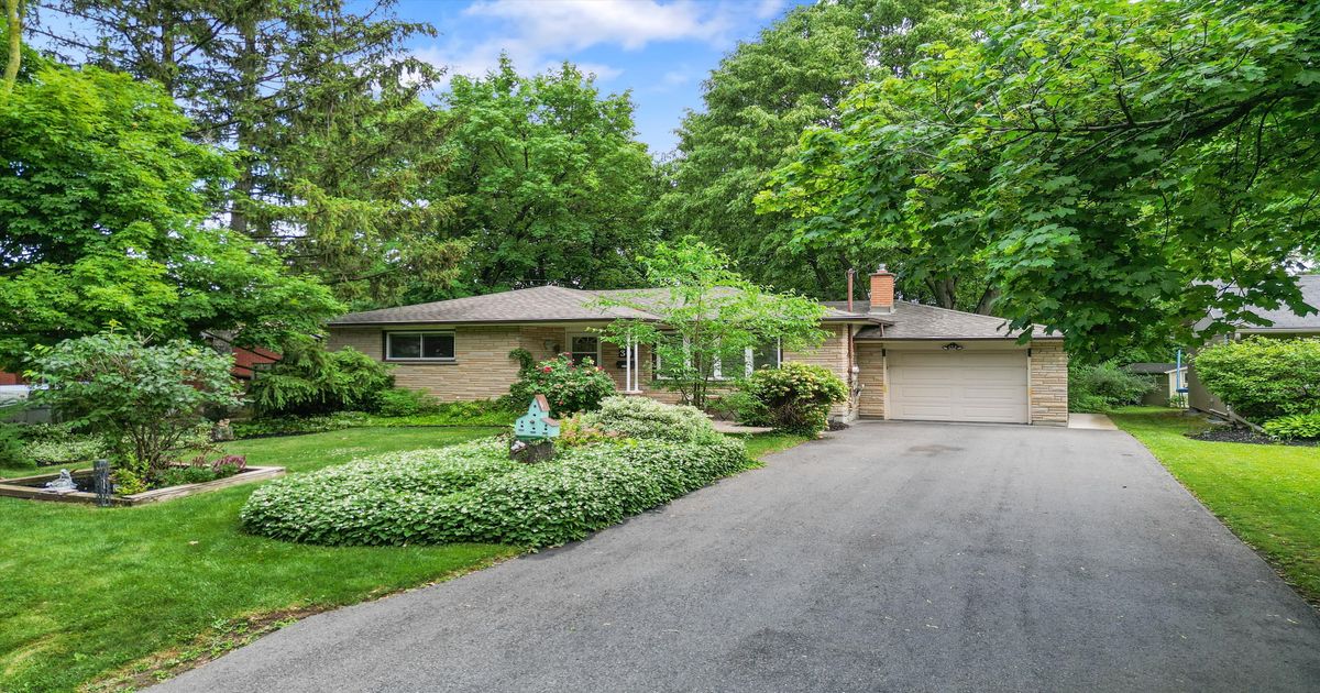 30 Juliana Crescent St. Catharines