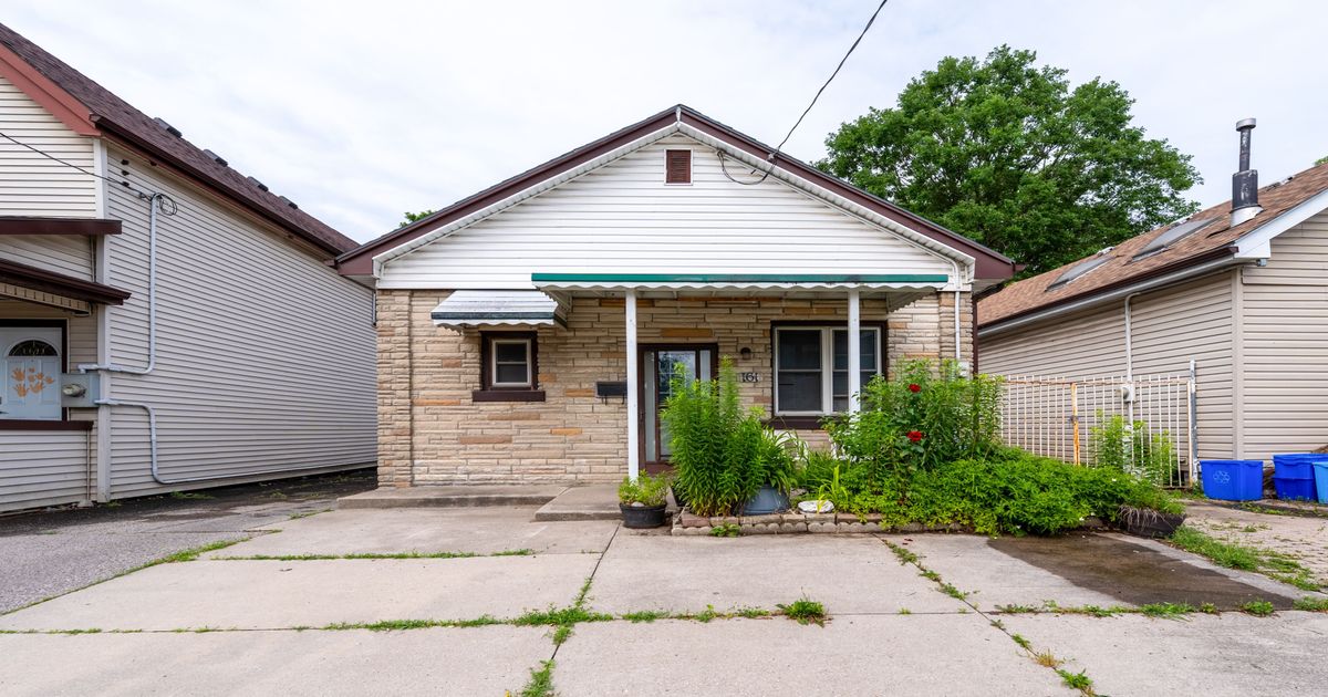 161 Dreaney Avenue London East
