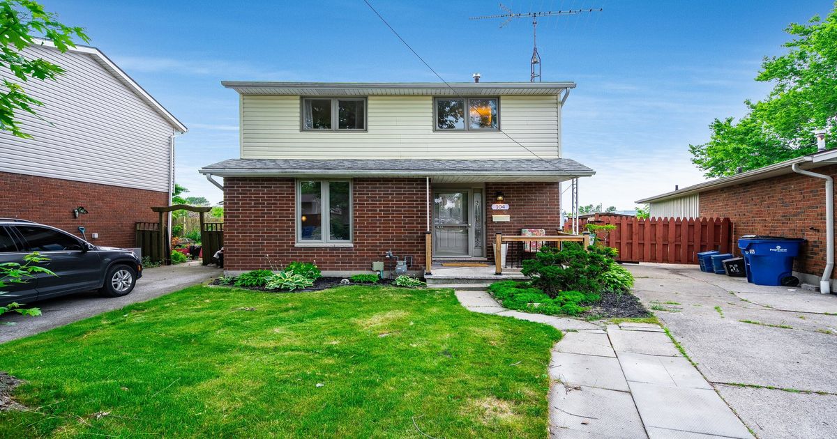 104 Copperfield Crescent Chatham-Kent