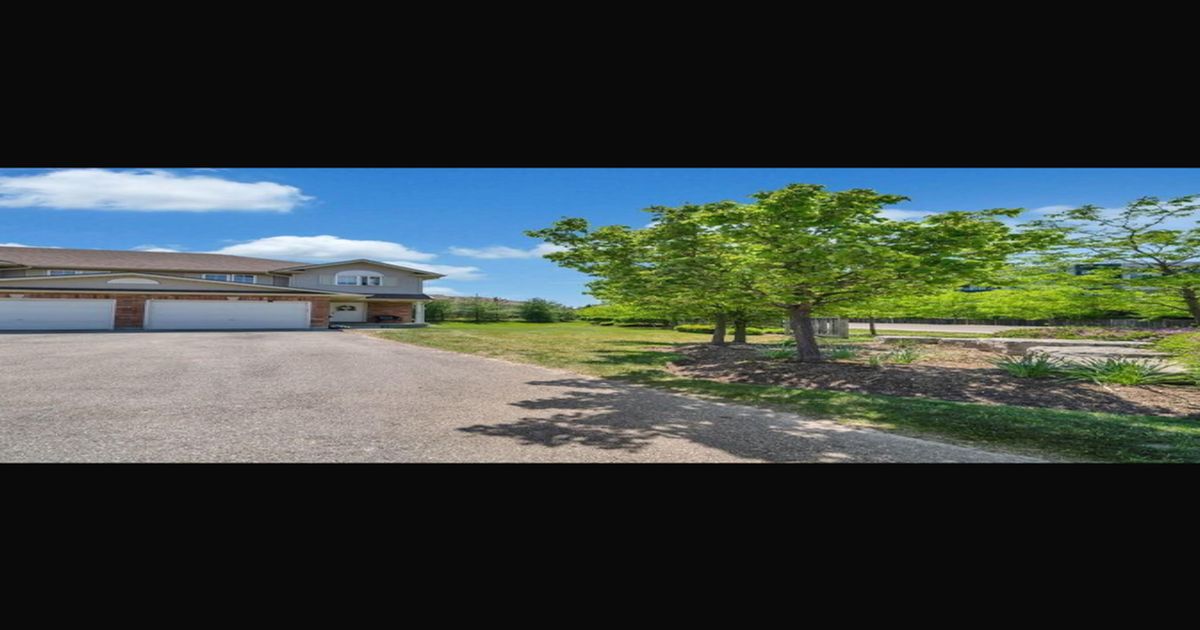 30 FALLOWFIELD Drive Kitchener