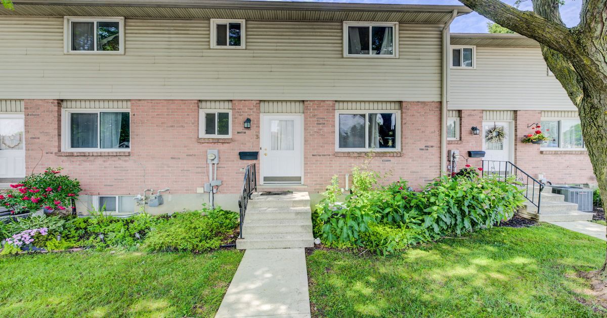 486 Springbank Avenue N Woodstock