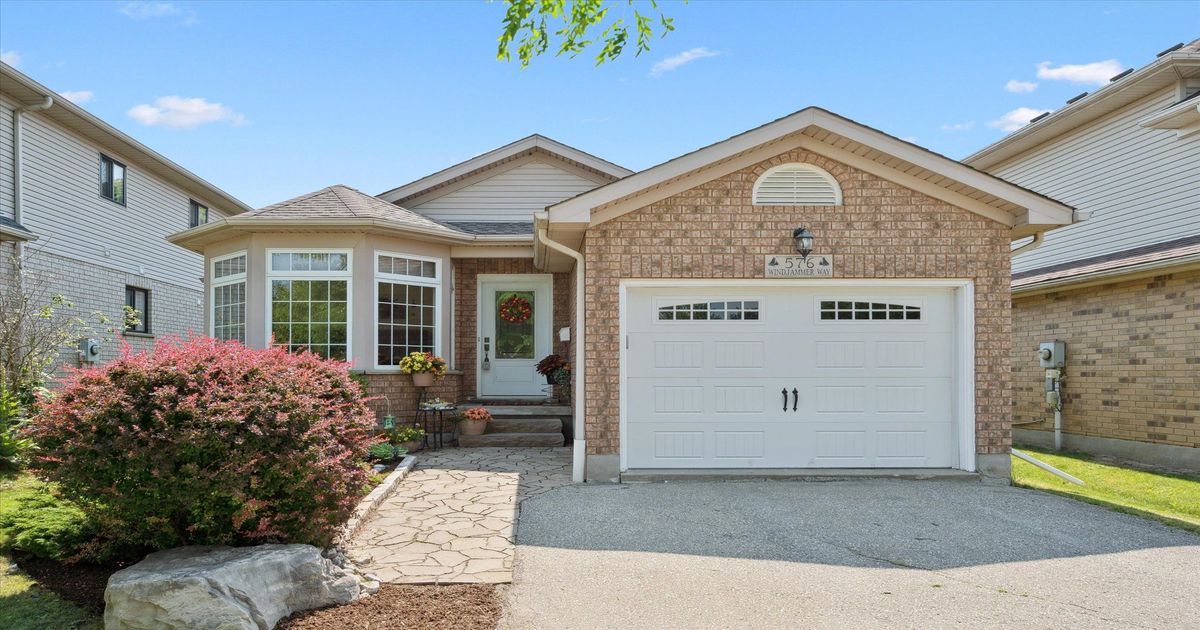 576 Windjammer Way Waterloo