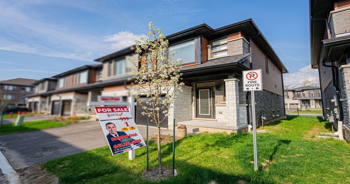 120 Court Drive Brant