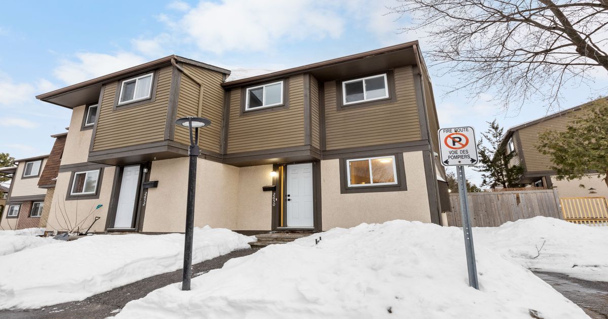 2650 Pimlico Crescent Blossom Park - Airport and Area