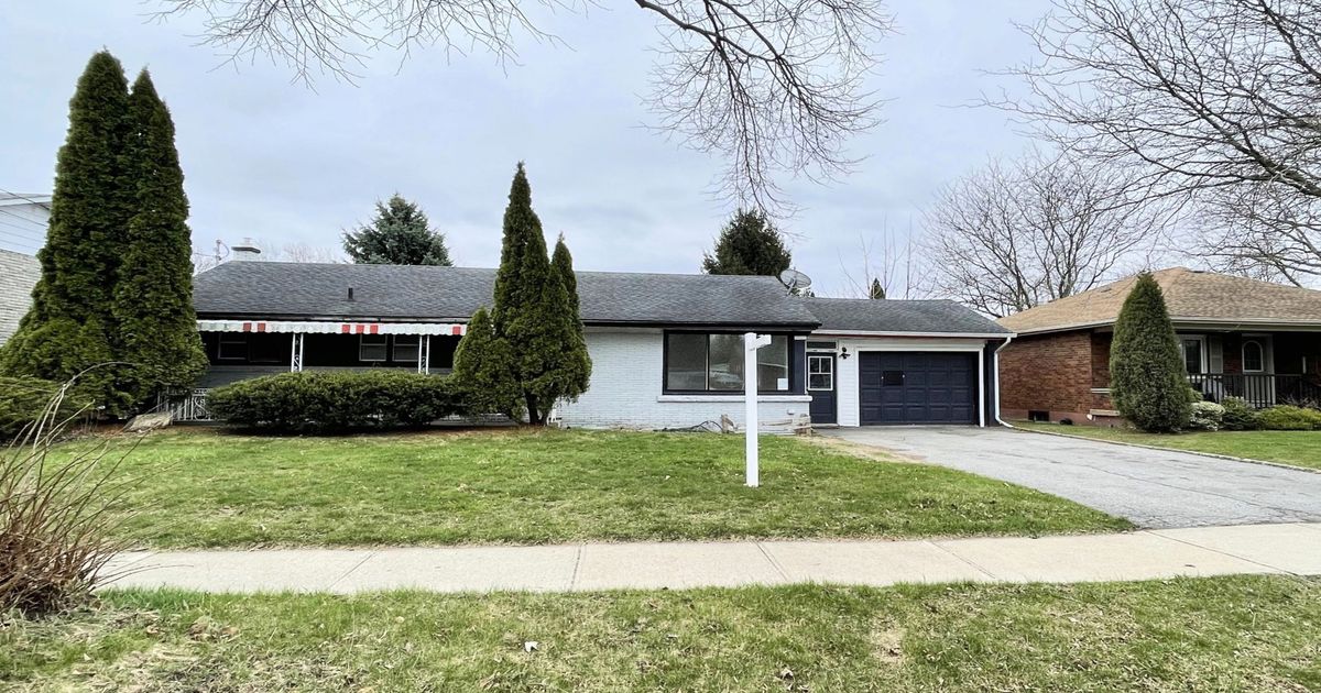 5866 Valley Way Niagara Falls