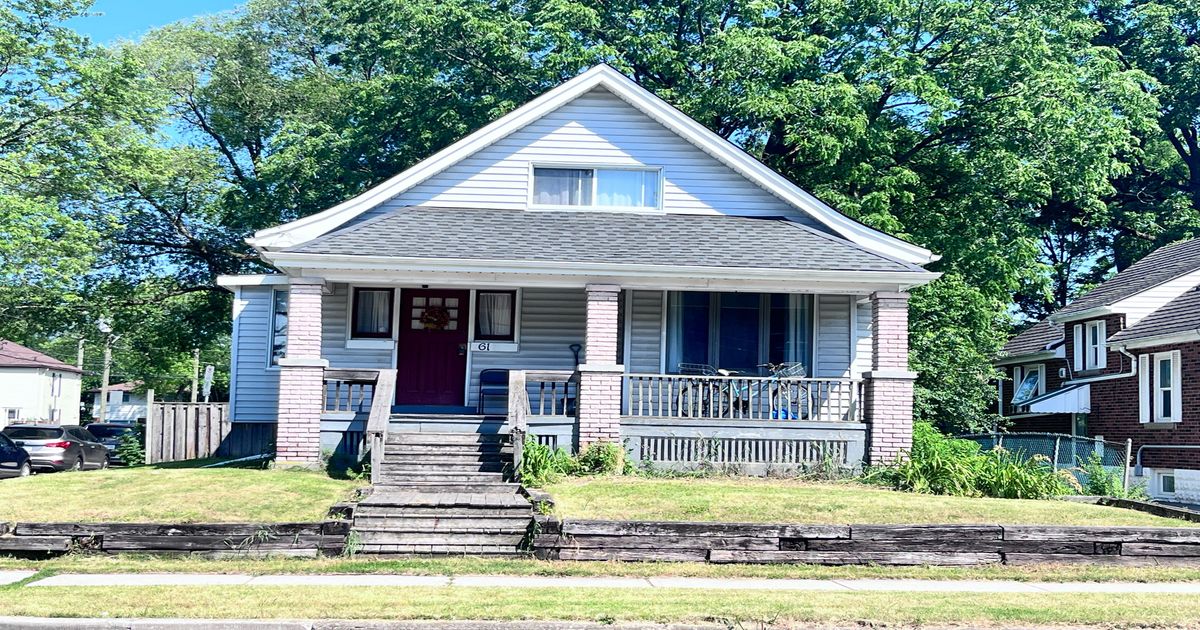 61 Broadway Avenue Hamilton