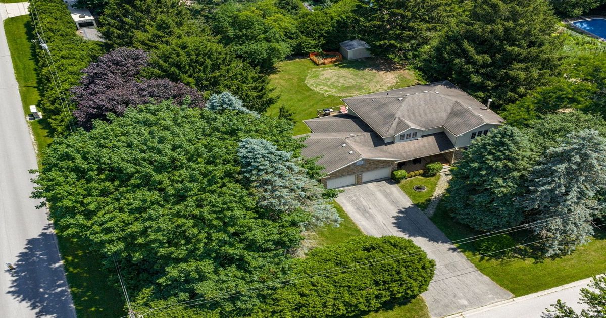 223 DELAWARE Street N Middlesex Centre
