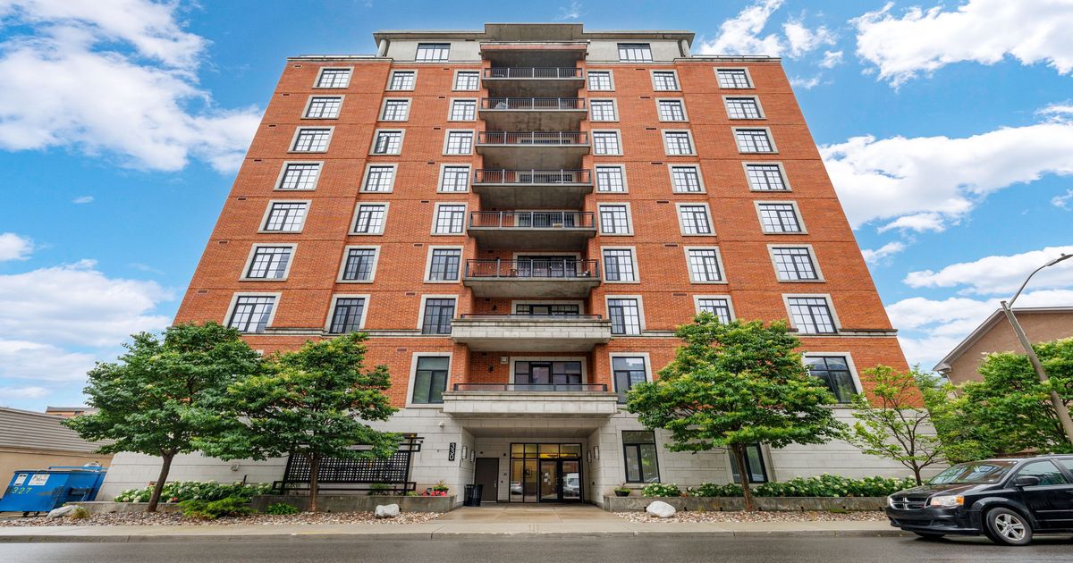 330 Loretta Avenue S Dows Lake - Civic Hospital and Area