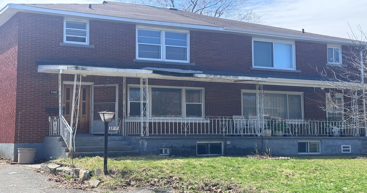1122 Aldea Avenue Billings Bridge - Riverside Park and Area