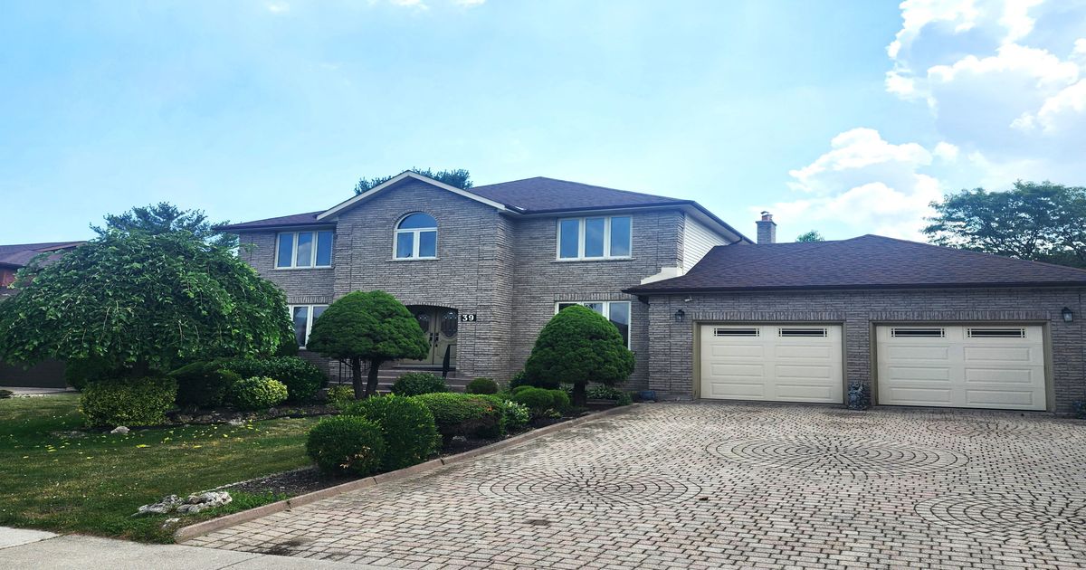 39 Corinthian Drive Hamilton