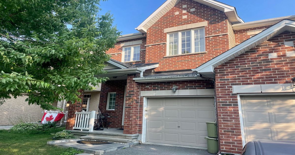 458 Foxhall Way Kanata