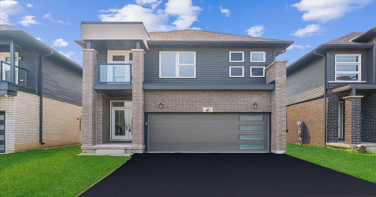 32 Bradley Avenue Welland