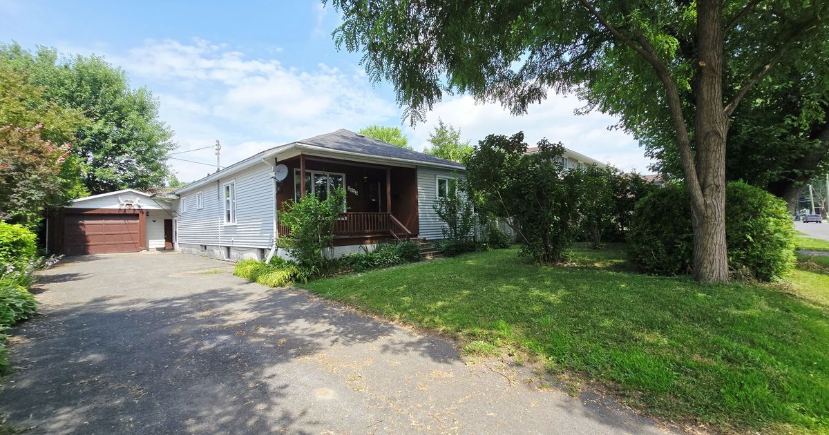 2923 Ahearn Avenue Britannia - Lincoln Heights and Area