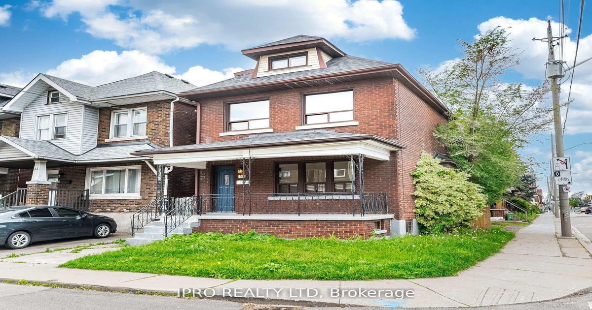 35 Chestnut Avenue Hamilton