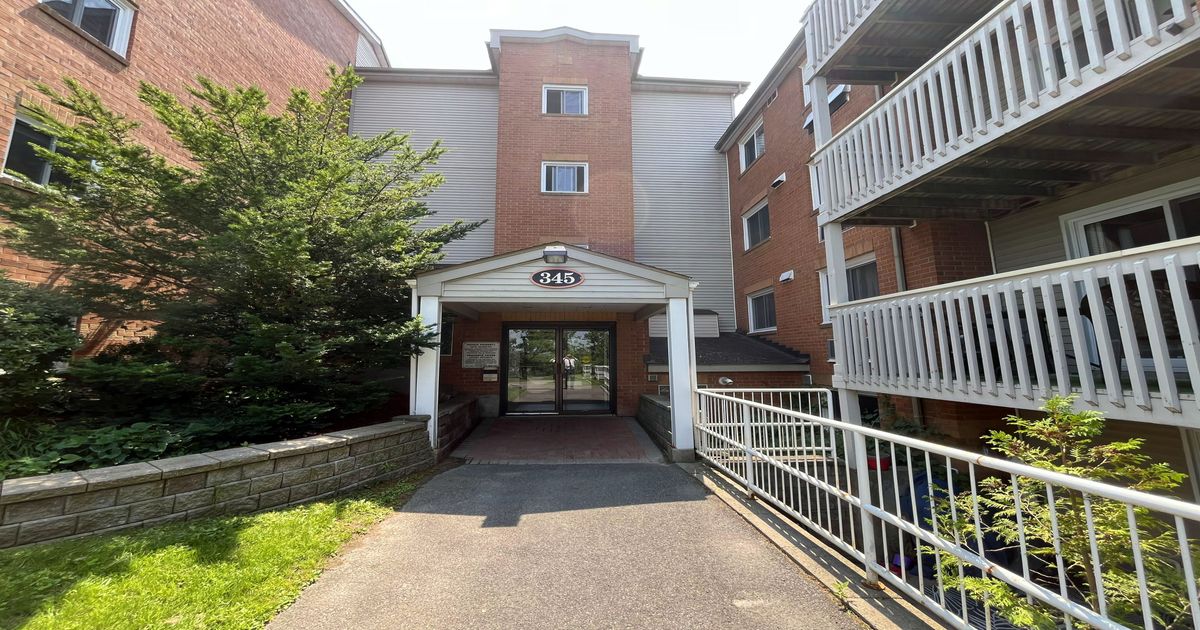 345 Centrum Boulevard Orleans - Cumberland and Area