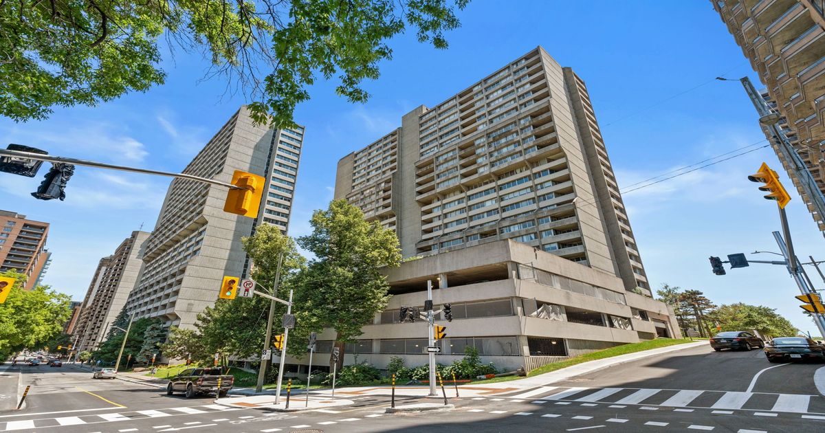 530 Laurier Avenue W Ottawa Centre