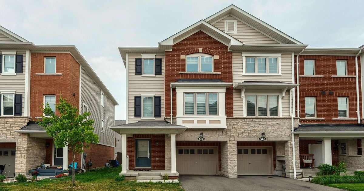 12 Rapids Lane Hamilton