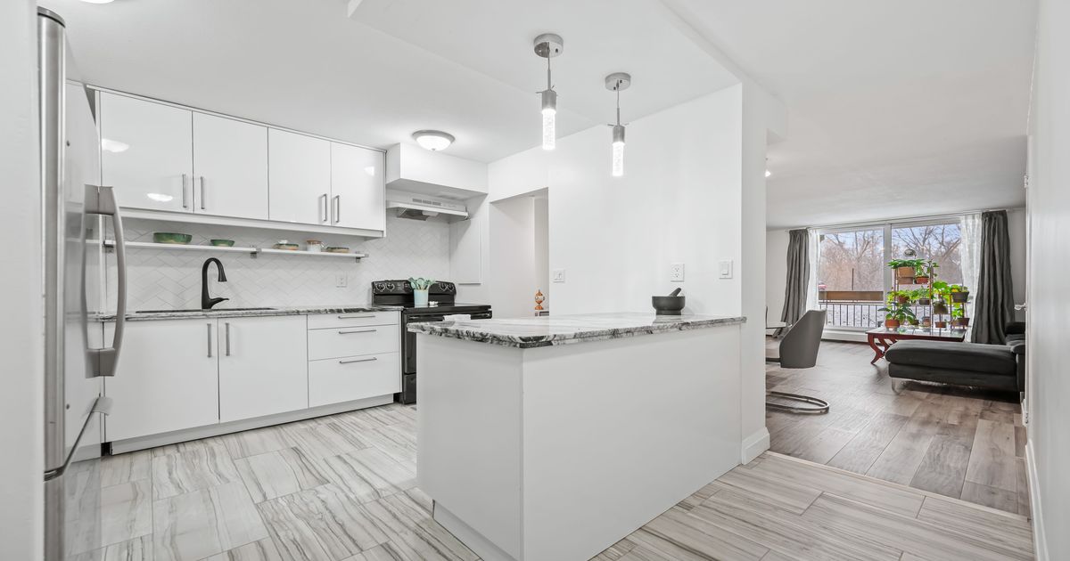 350 Quigley Road Hamilton