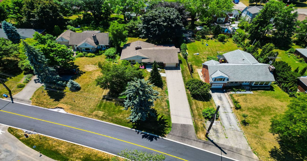 20 Mountain Brow Boulevard Hamilton