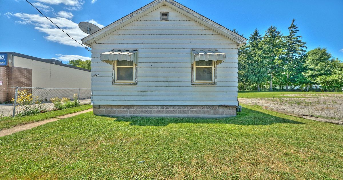8247 Willoughby Drive Niagara Falls