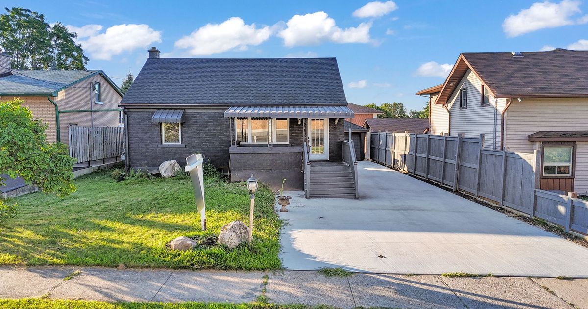 84 Avalon Place Kitchener