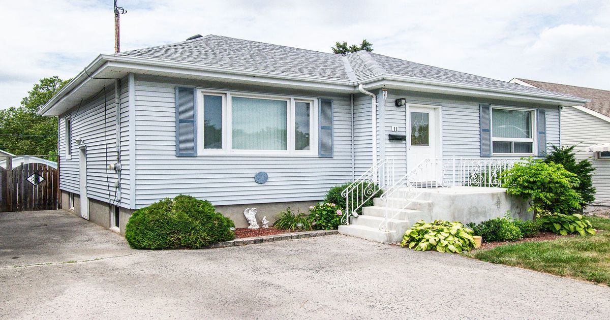 11 Melrose Avenue St. Catharines