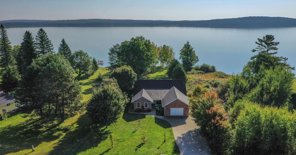 7 Lake Bernard Drive Sundridge