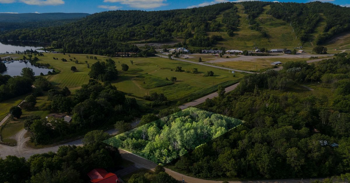 001 Viewmount Drive Greater Madawaska
