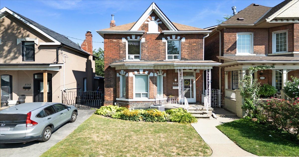 228 West Avenue N Hamilton