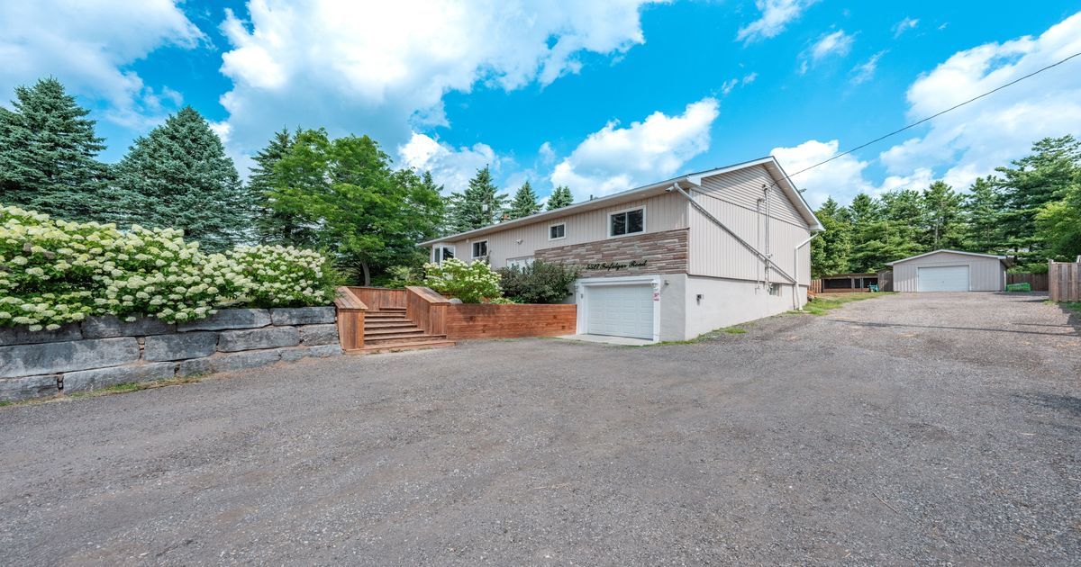 5527 Trafalgar Road Erin