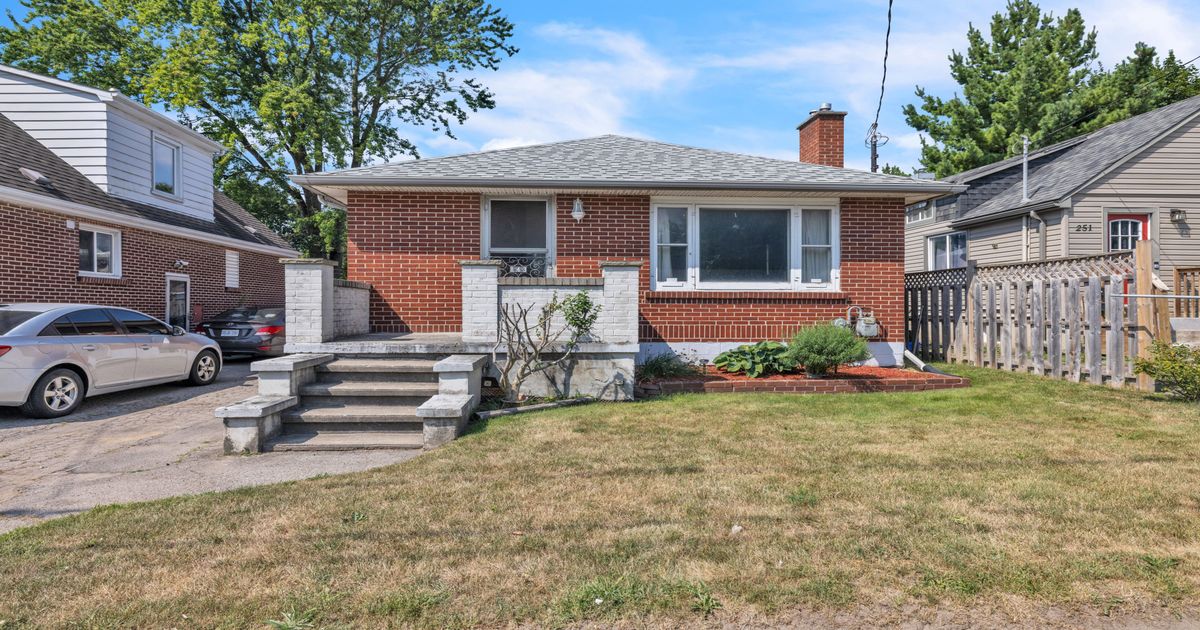 243 Highbury Avenue W London East
