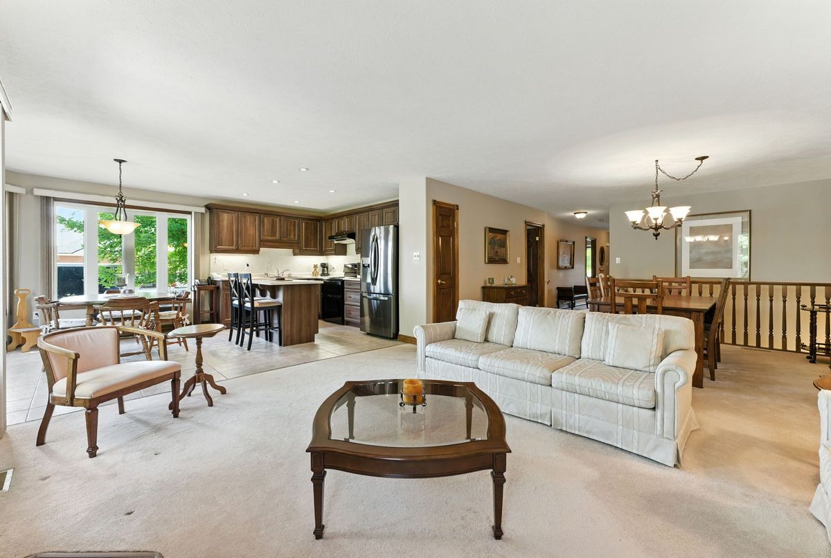 50 Upper Canada Drive Norfolk 50 Upper Canada Drive Norfolk