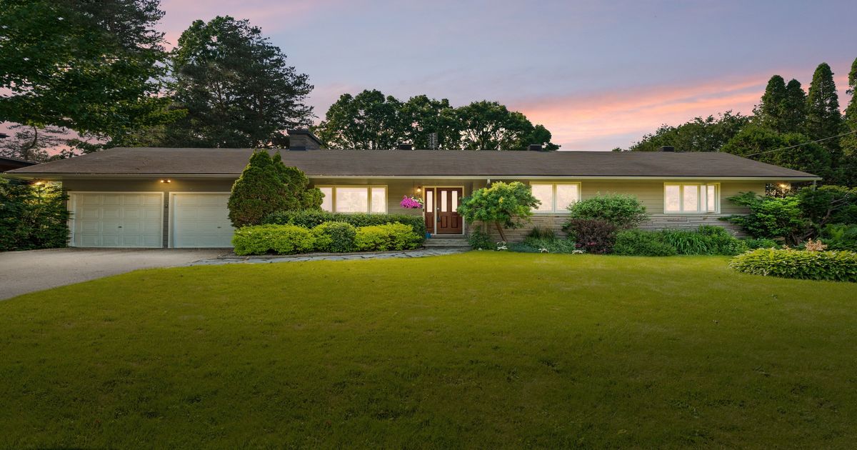 56 Ryeburn Drive Blossom Park - Airport and Area
