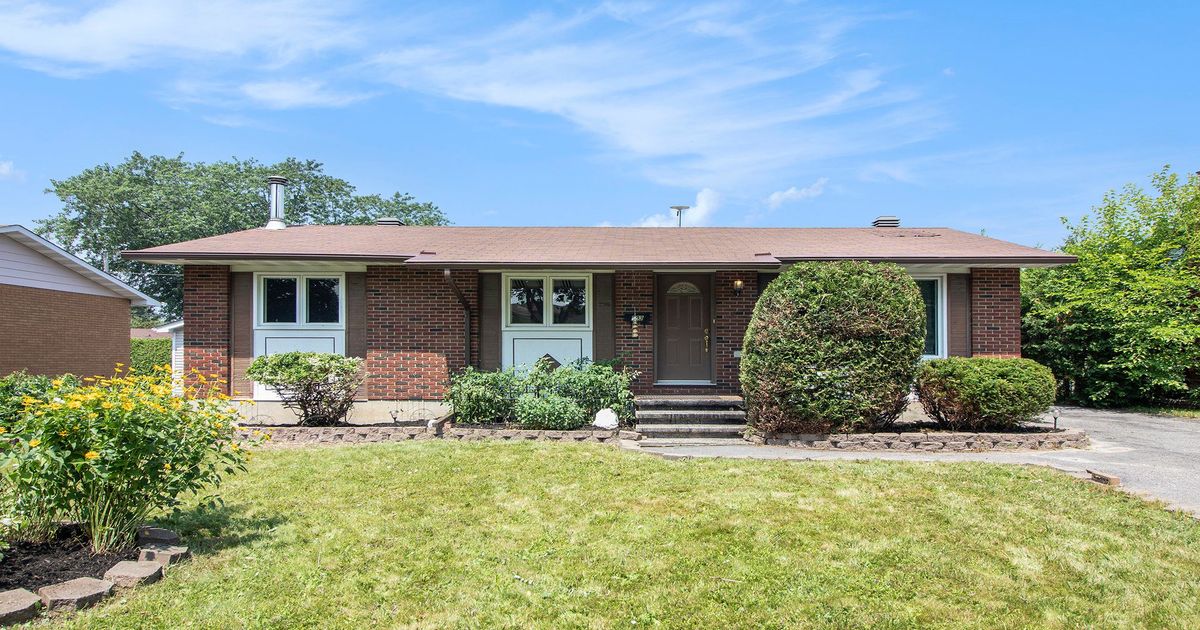 303 Gleneagles Avenue Orleans - Cumberland and Area