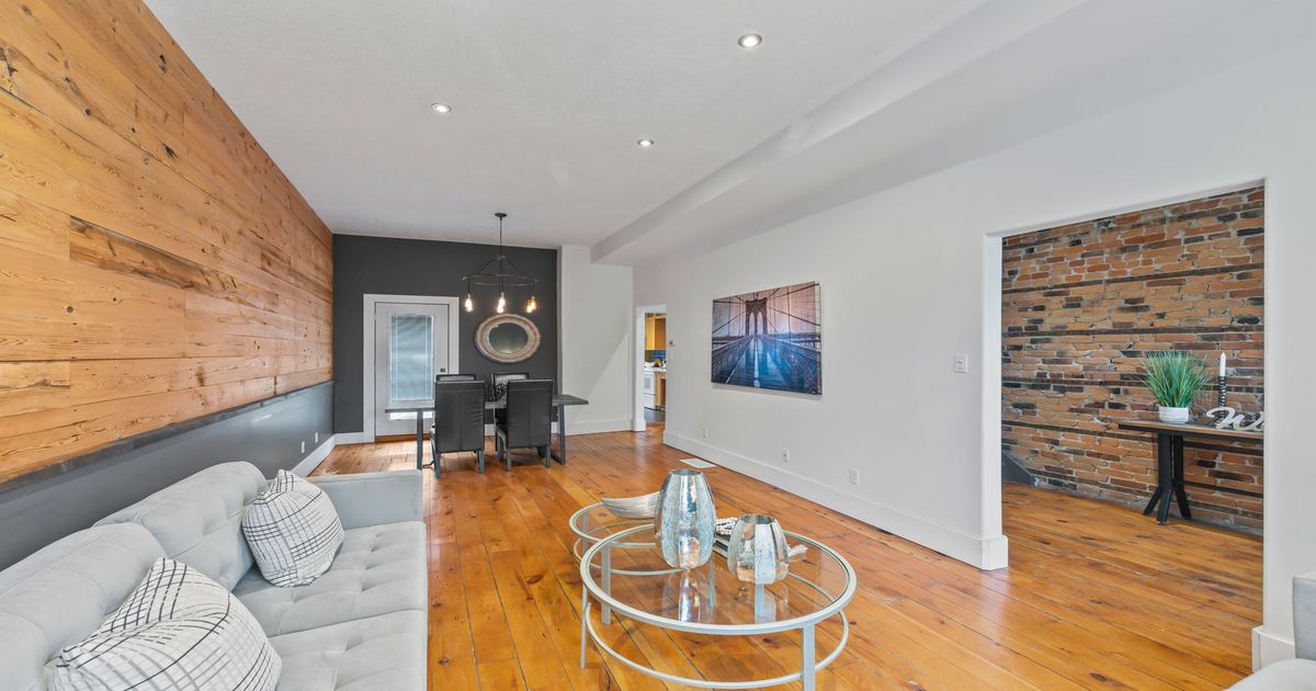 64 Bay Street Kingston