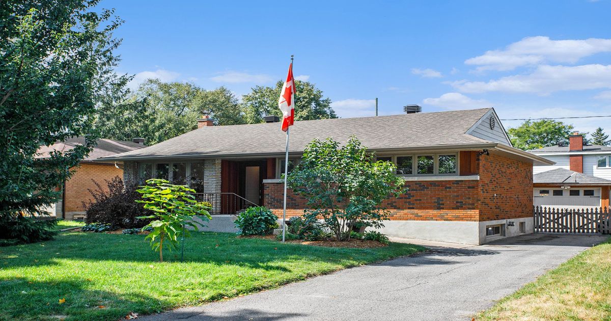 2088 Bangor Street Elmvale Acres and Area