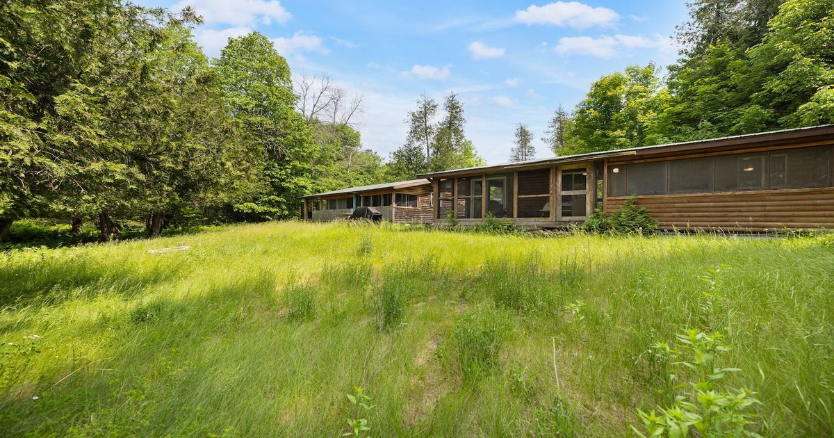 115 Clyde Lane Lanark Highlands