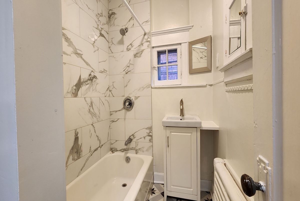 122 Fourth Avenue Glebe - Ottawa East and Area 122 Fourth Avenue Glebe - Ottawa East and Area