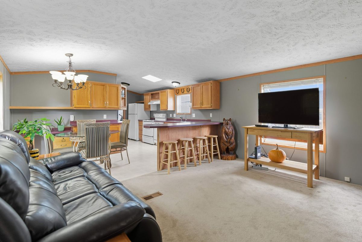 1294 8th Concession Road W Hamilton 1294 8th Concession Road W Hamilton