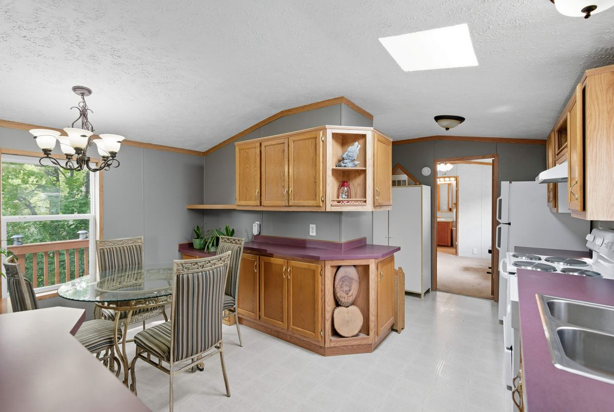 1294 8th Concession Road W Hamilton 1294 8th Concession Road W Hamilton