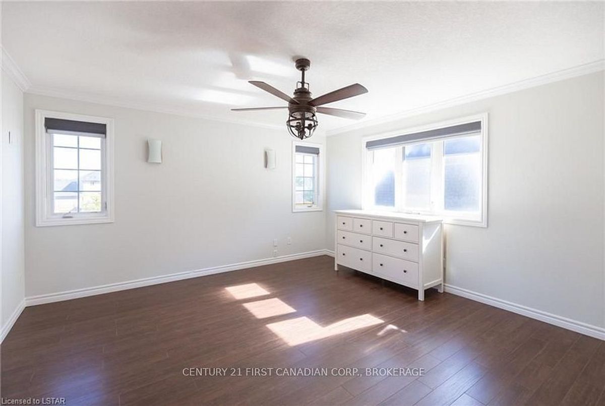 2016 Beaverbrook Avenue London North 2016 Beaverbrook Avenue London North