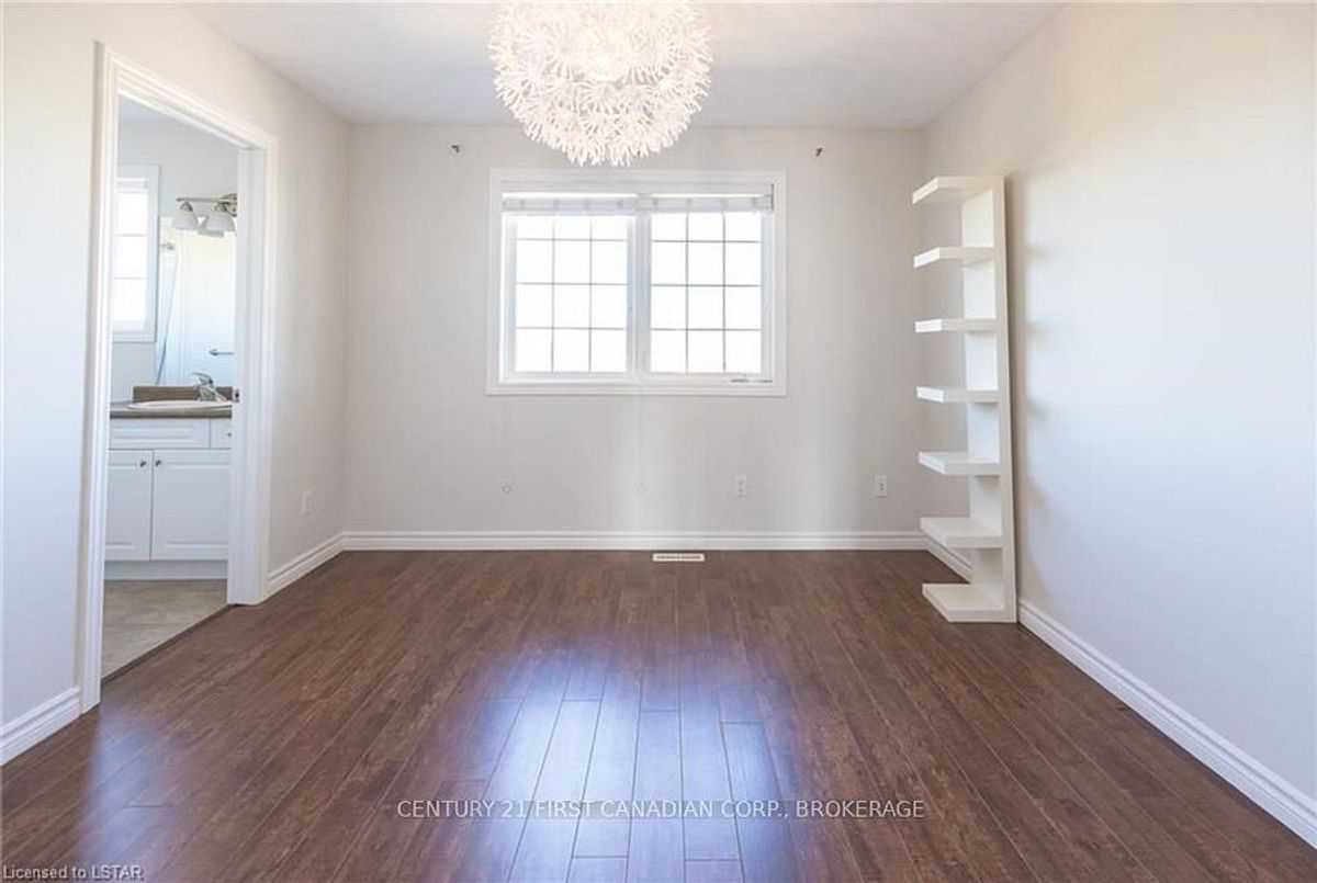 2016 Beaverbrook Avenue London North 2016 Beaverbrook Avenue London North