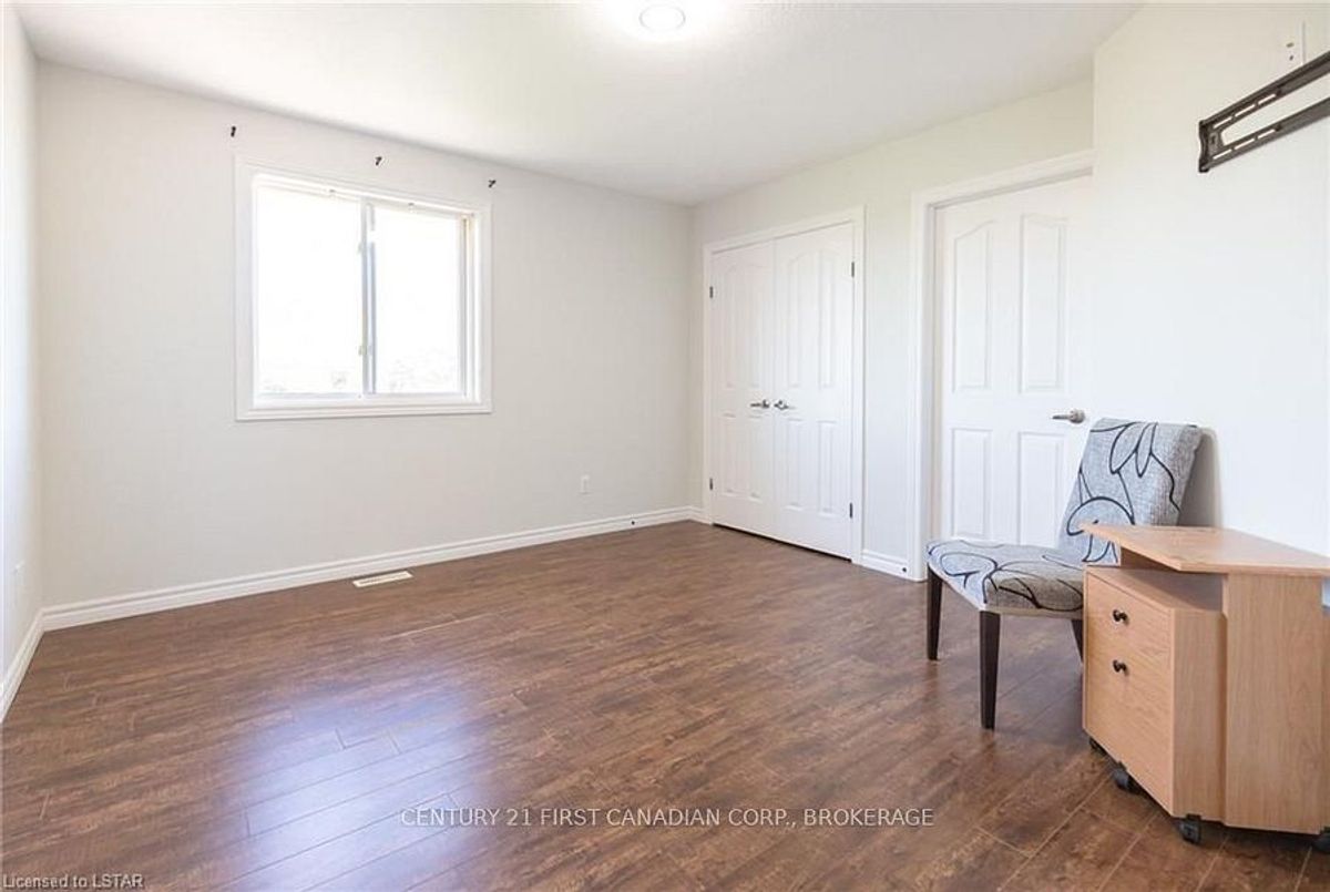 2016 Beaverbrook Avenue London North 2016 Beaverbrook Avenue London North