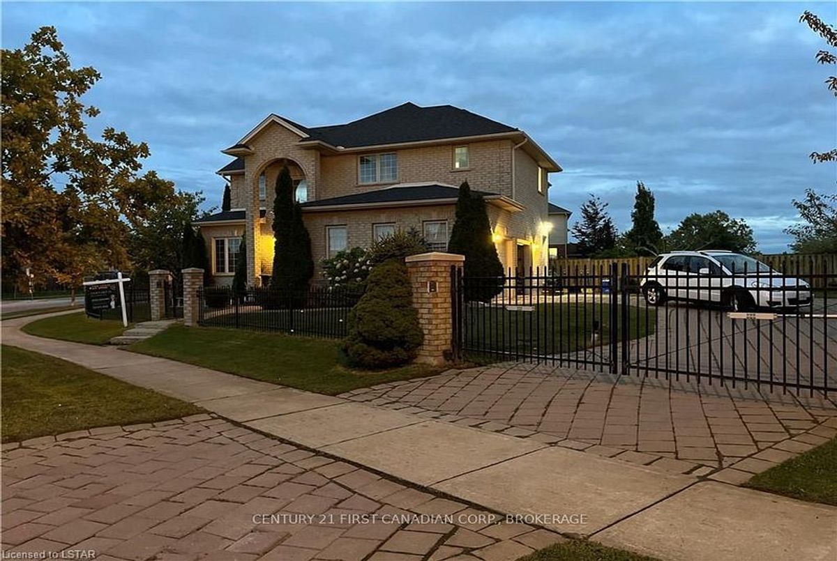 2016 Beaverbrook Avenue London North 2016 Beaverbrook Avenue London North