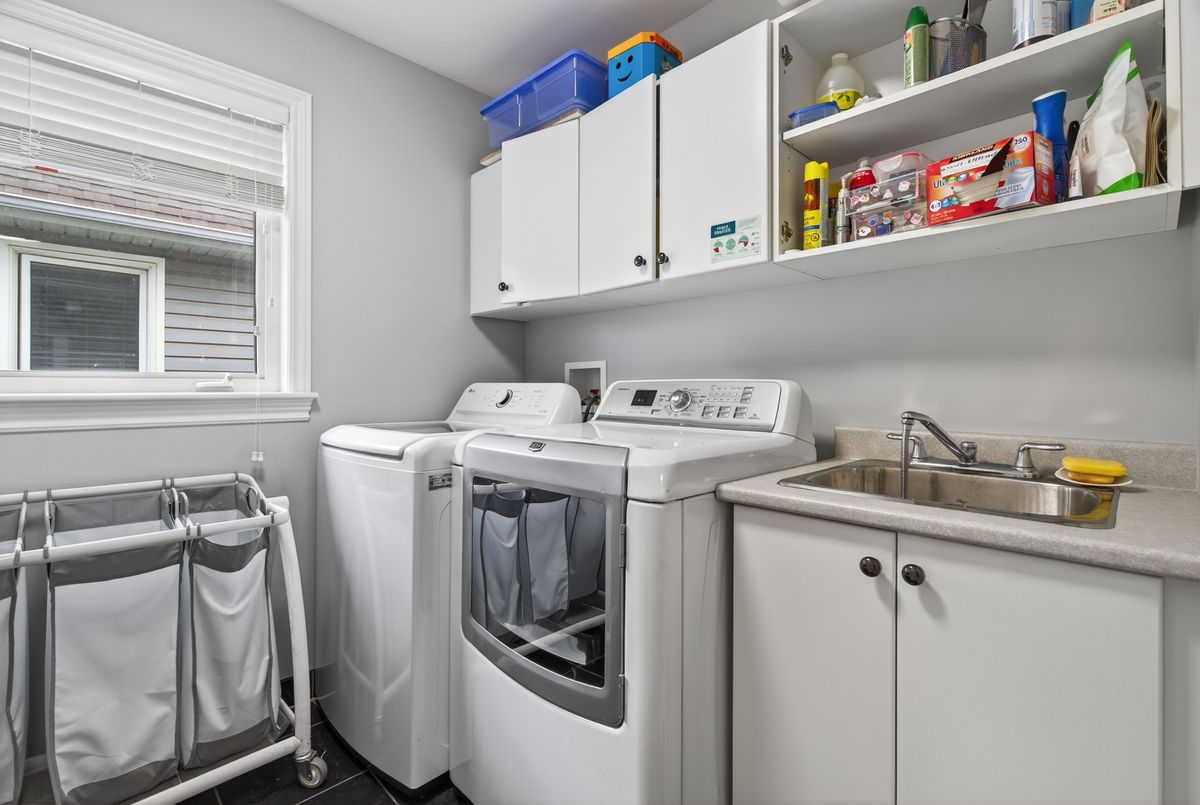 1208 Iris Drive Kingston 1208 Iris Drive Kingston