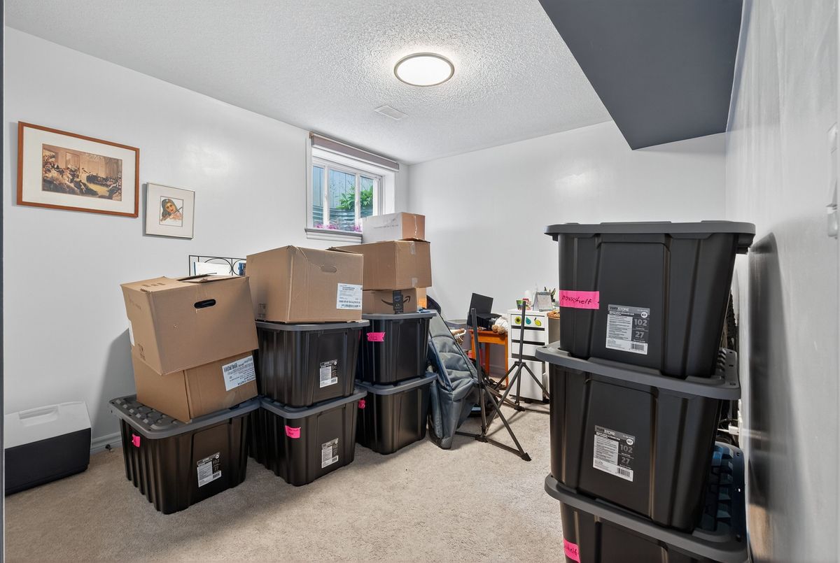 1208 Iris Drive Kingston 1208 Iris Drive Kingston