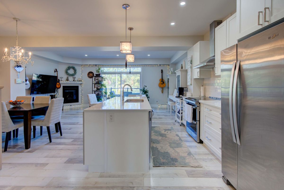 1263 Max Crescent Kingston 1263 Max Crescent Kingston