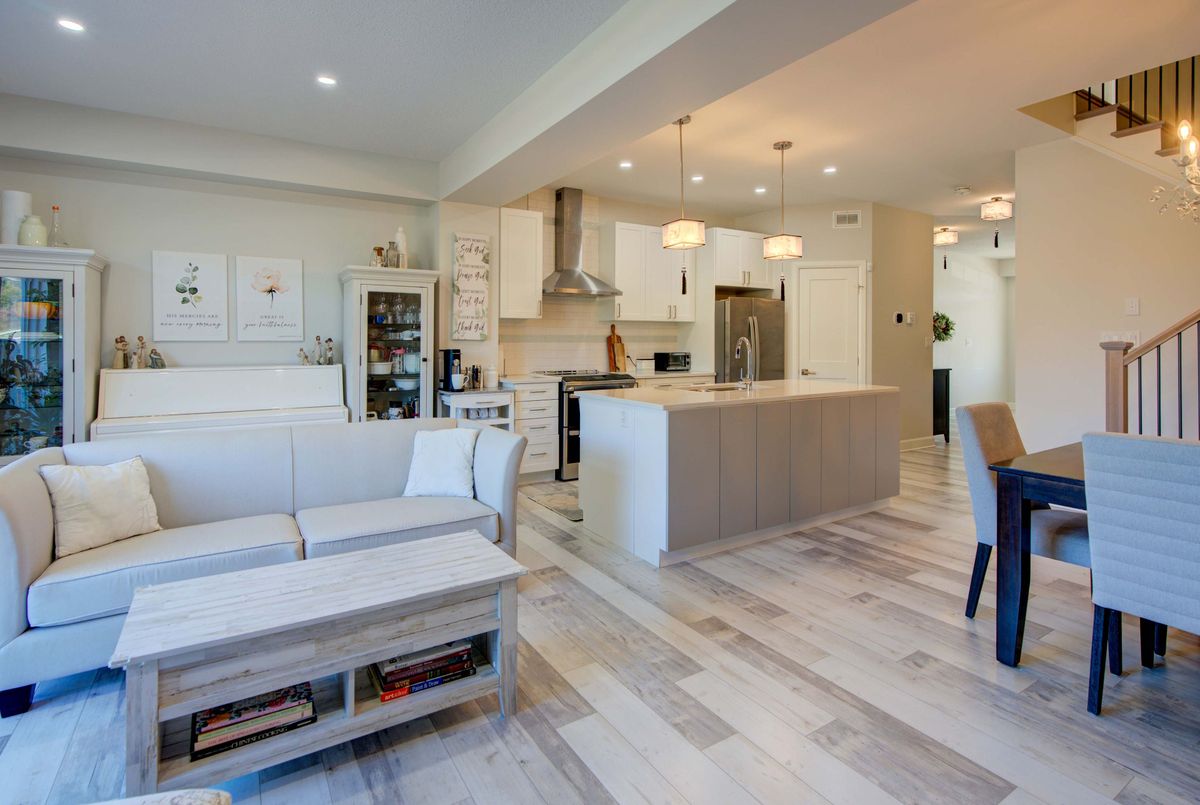 1263 Max Crescent Kingston 1263 Max Crescent Kingston