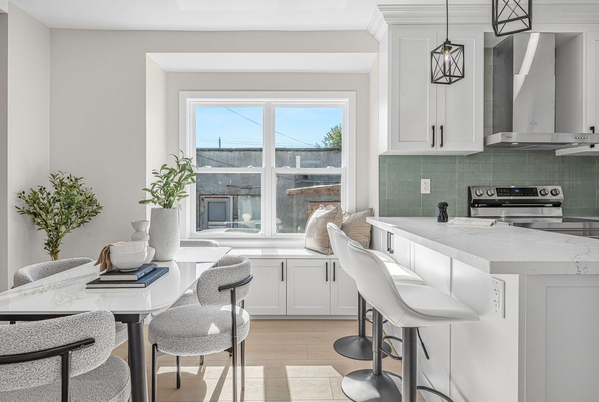 56 East 34th Street Hamilton 56 East 34th Street Hamilton