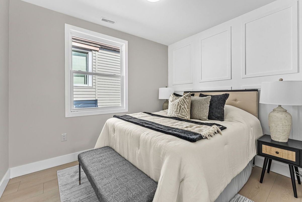 56 East 34th Street Hamilton 56 East 34th Street Hamilton